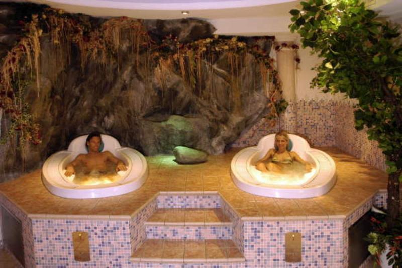 Hotel Monte Paraccia San Vigilio Di Marebbe Eksteriør billede