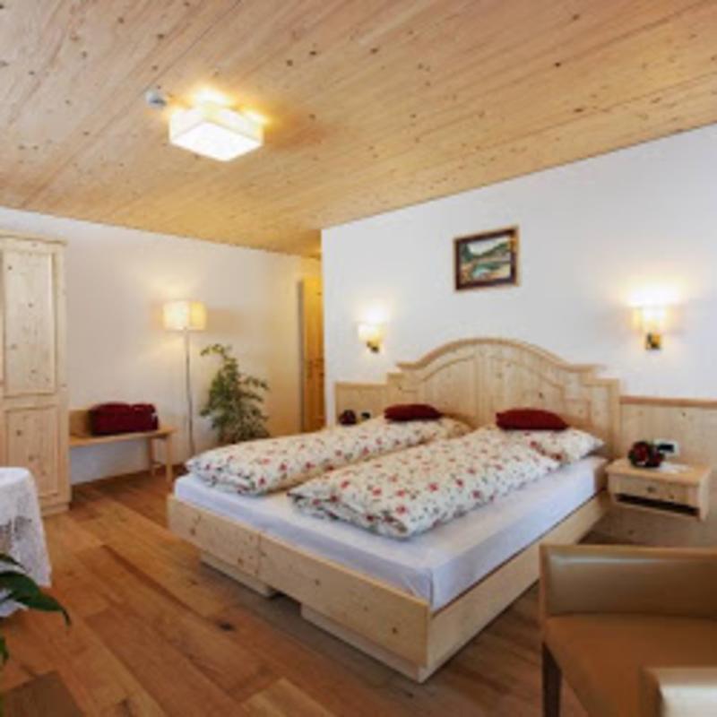 Hotel Monte Paraccia San Vigilio Di Marebbe Eksteriør billede