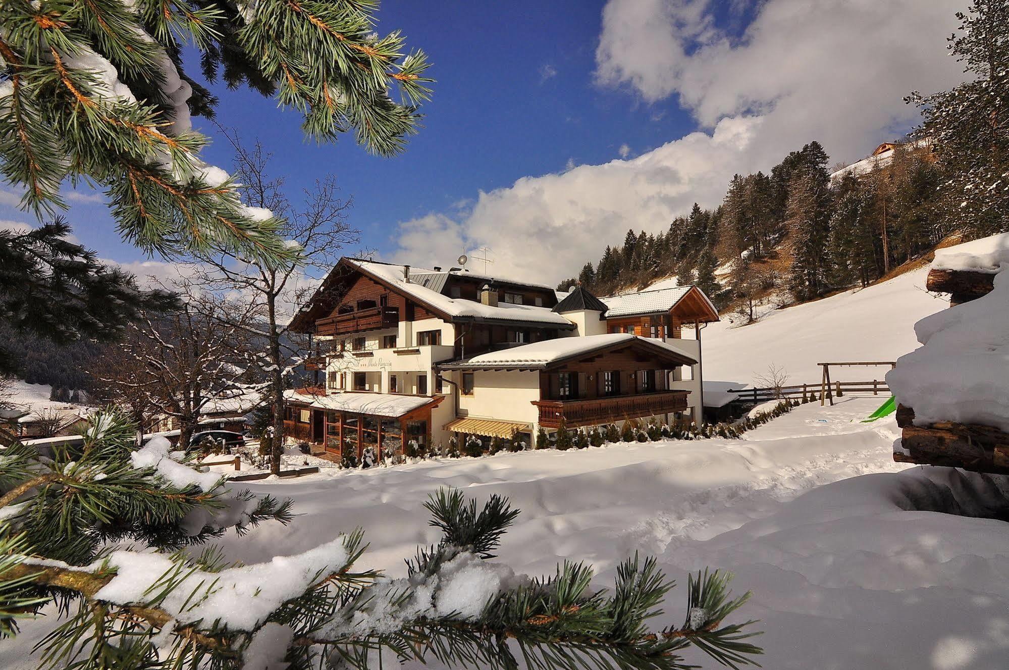 Hotel Monte Paraccia San Vigilio Di Marebbe Eksteriør billede